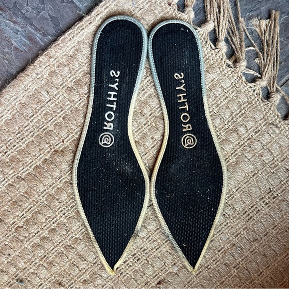 Rothy’s licorice with metallic point, 8.5 - Picture 8 of 14